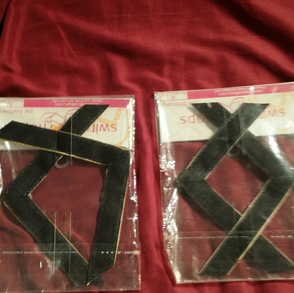 Switch Flops two sets of interchangeable straps - Picture 2 of 2